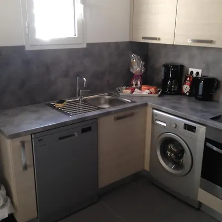 Matteu Lägenhet Galeria (Corsica)